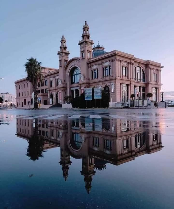 Hotel Locazione Turistica Madera à Bari Extérieur photo